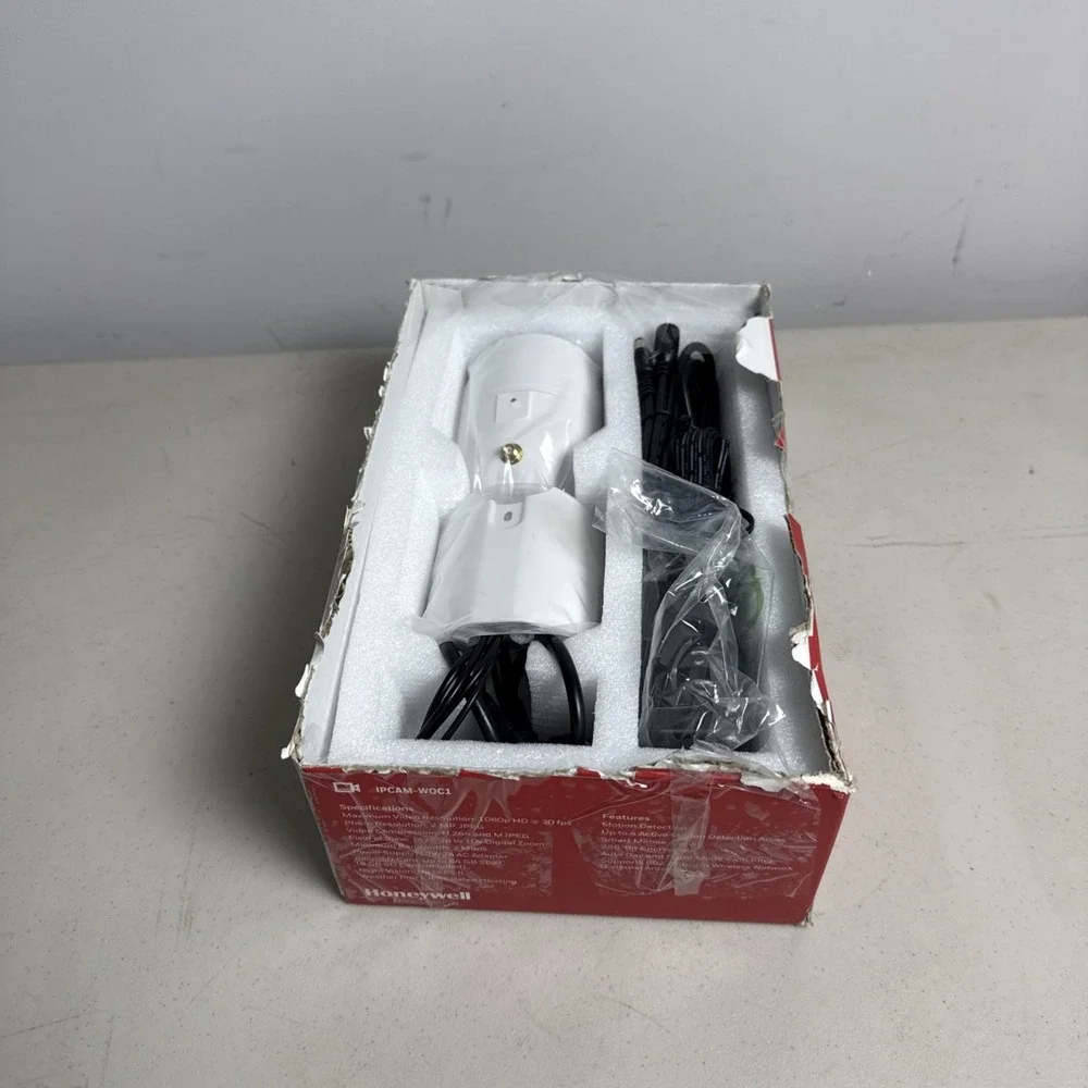 Honeywell IPCAM-WOC1 1080p Wi-Fi Bullet Camera White Open Box Some Cosmetic Wear